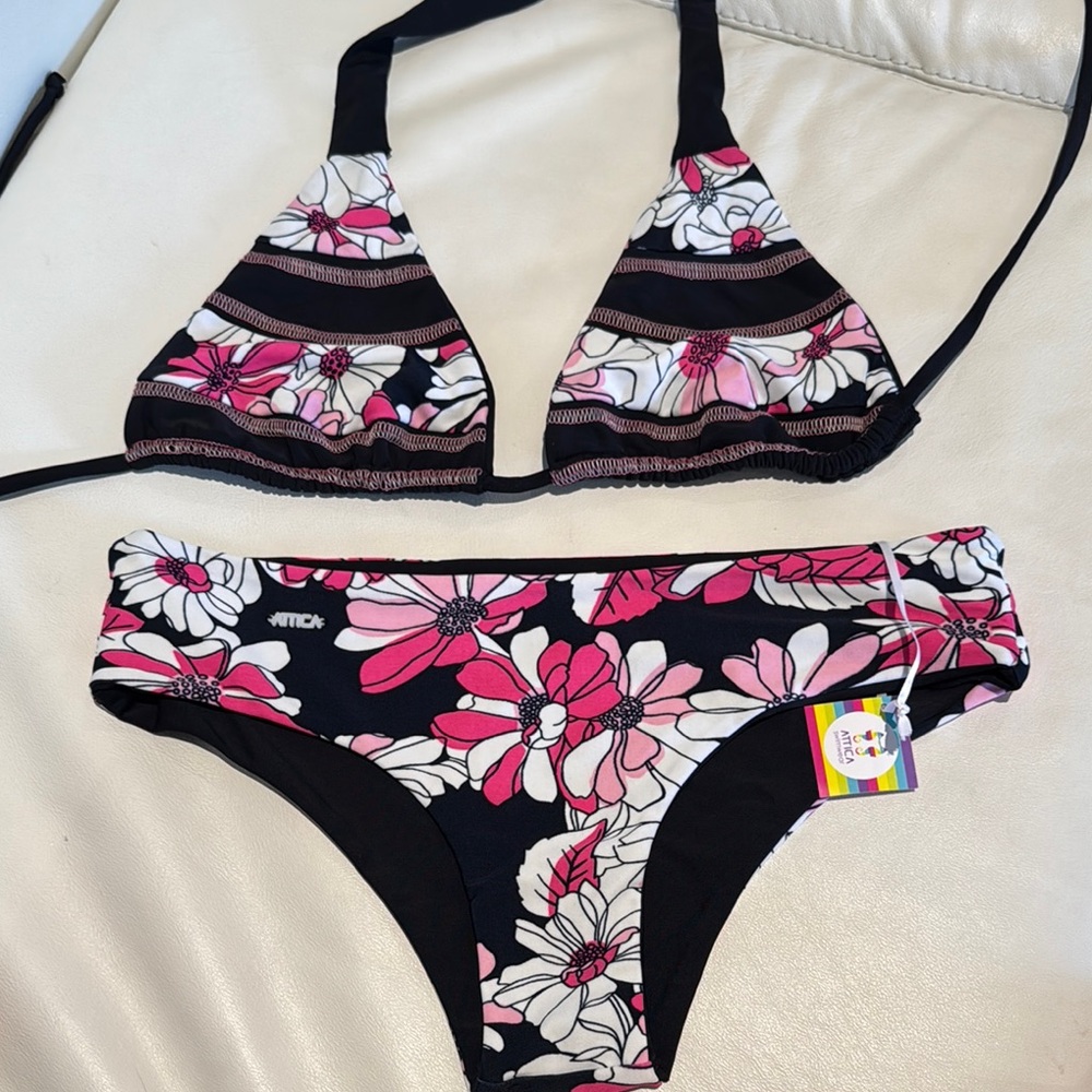 Women size Small medium reversible Floral Bikini Set stitching solid black